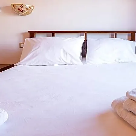 Couette-café Il Castello Di 3*